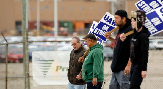 Automobile this threat of strike in the United States which