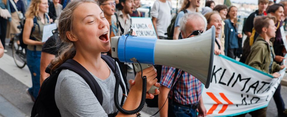 Big demonstration demanding climate justice