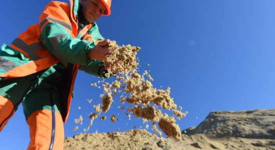 Billions of tons of sand torn from the oceans what