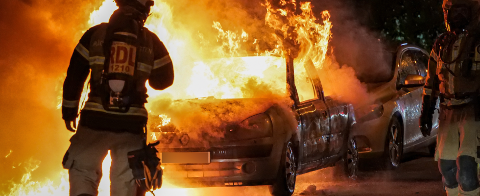 Chaos and burning cars in Rosengard in Malmo