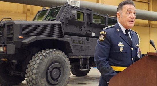 Chatham Kent police unveil donated armored rescue vehicle