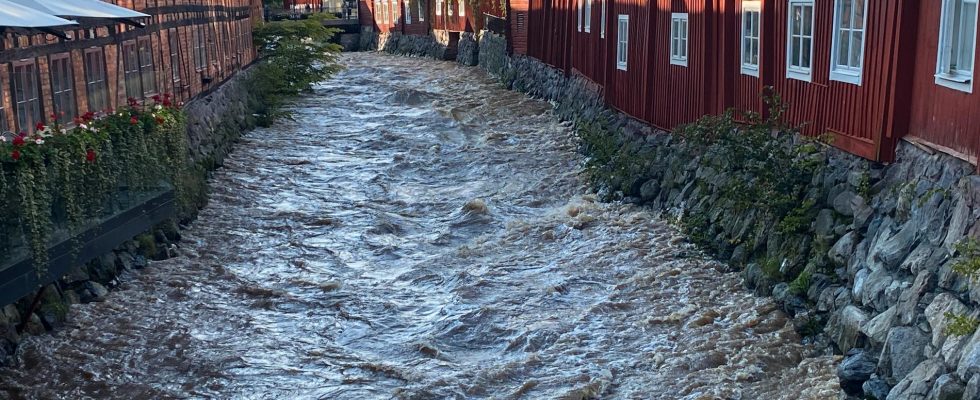 Continued problems after the massive rains