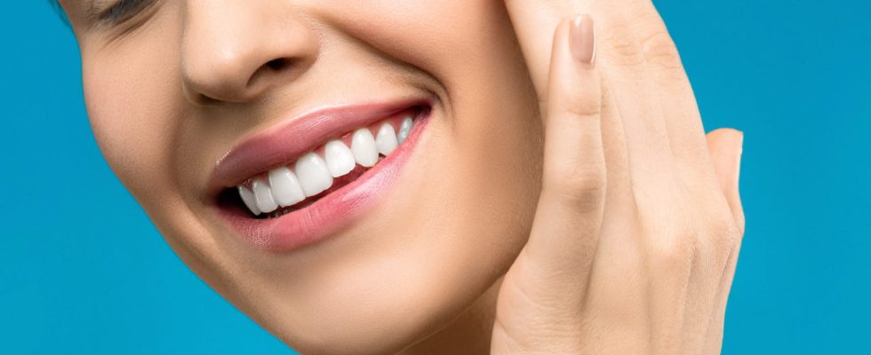 Get white teeth in 3 weeks without damaging them thanks