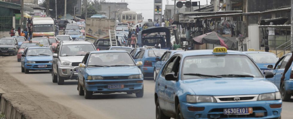 In Ivory Coast the police are hunting for Gaddafi a