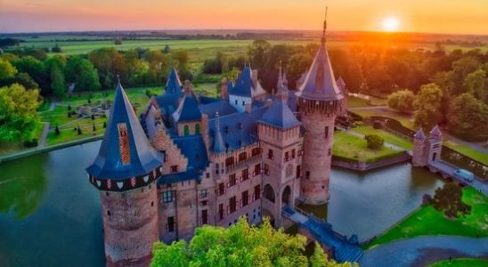 Kasteel de Haar is the most beautiful building yet unknown