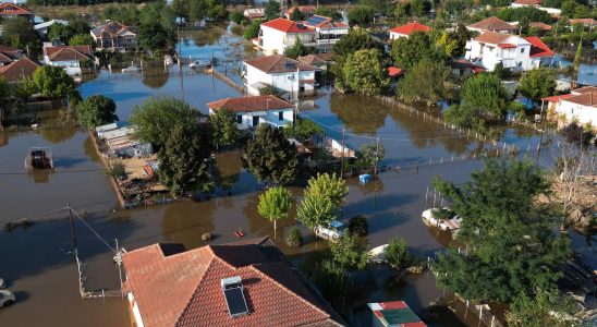 Mitsotakis fights against climate effects