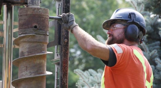 More oily waste monitoring wells installed in Canatara Park