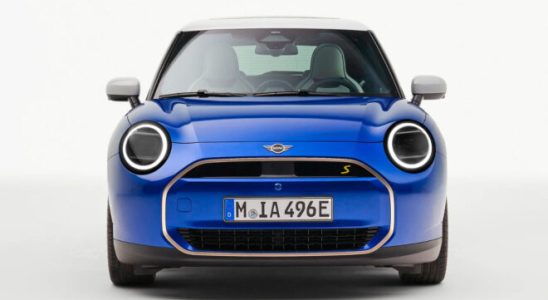 New Mini Cooper EV and Mini Countryman EV unveiled