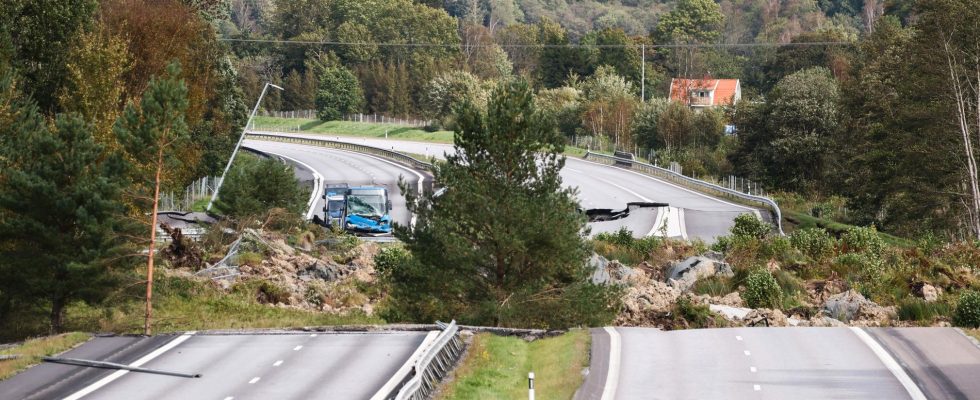 No reported suspicion after the landslide