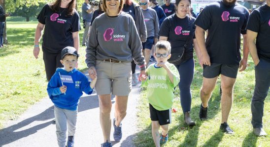 PHOTOS Kidney Walk fundraiser returns to London