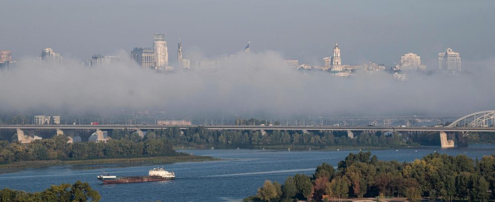 Stoltenberg visits in Kyiv