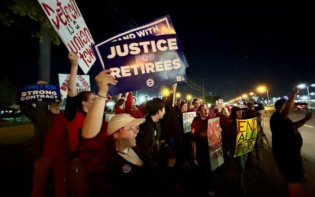 Thousands of workers went on strike in 3 large automotive