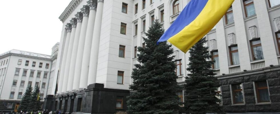 Ukraine a petition calls for the return of transparency on