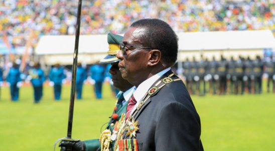 Zimbabwe President Emmerson Mnangagwa sworn in for a second term