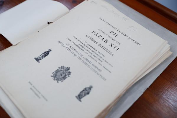 Dialogue around the archives of the pontificate of Pius XII