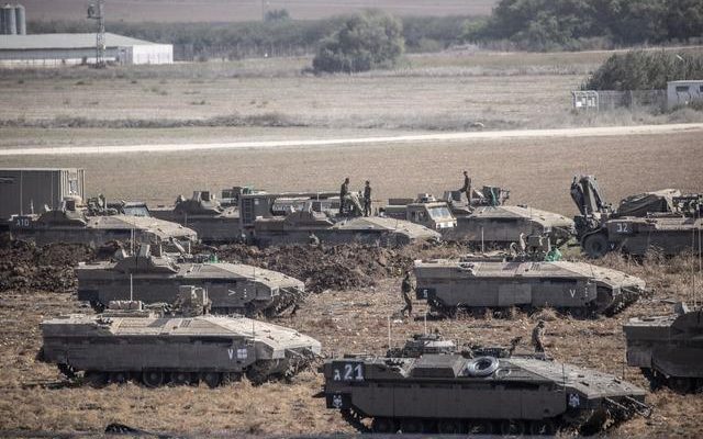 Flash claim about Israels ground operation They are waiting for