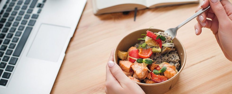 How to eat well at the office 14 balanced menu