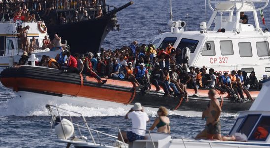 In the news from island to island from migrants from