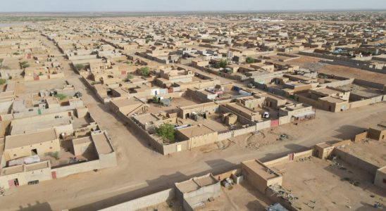 Mali the Malian army on the road to Kidal