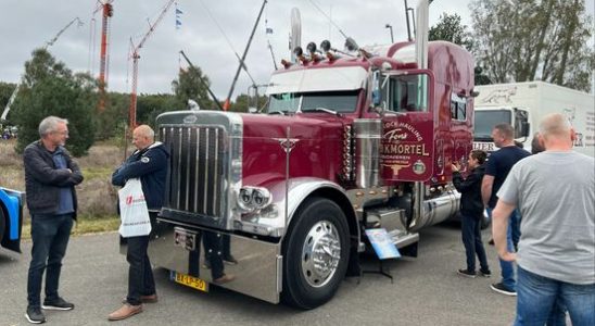 No mopeds but old trucks snapped in Soesterberg