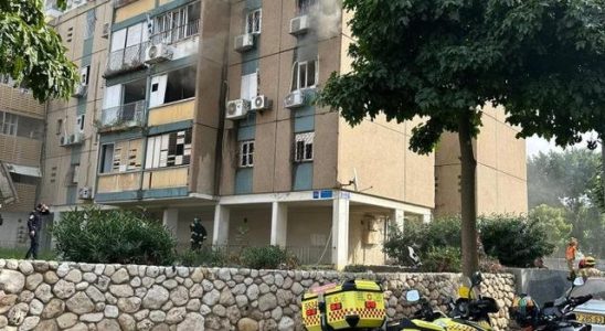 Rocket attack from Gaza to Tel Aviv Hit the apartment