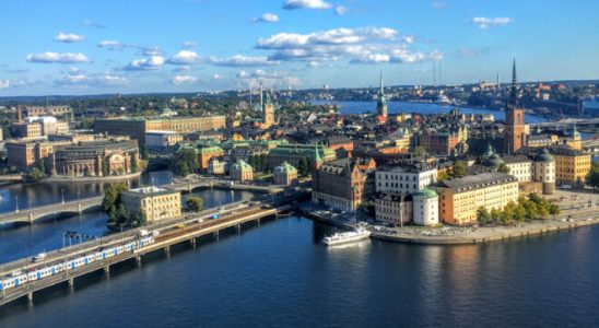 Stockholm to make electric vehicles mandatory in city center