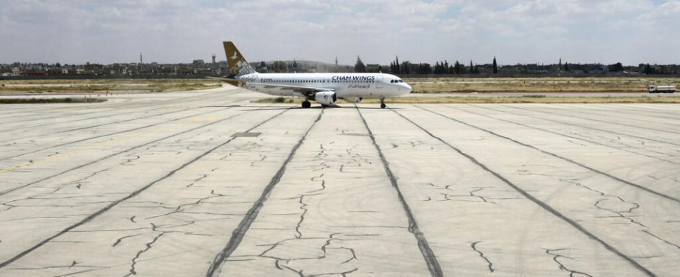 Syrias two main airports out of service after Israeli strikes