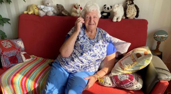 Telephone circle indispensable for the elderly in Woerden If something