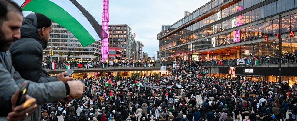 Thousands demonstrated for Gaza