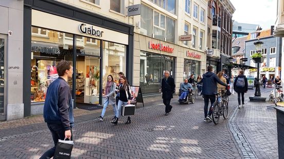 Utrecht wants more homes above shops and signs agreement with