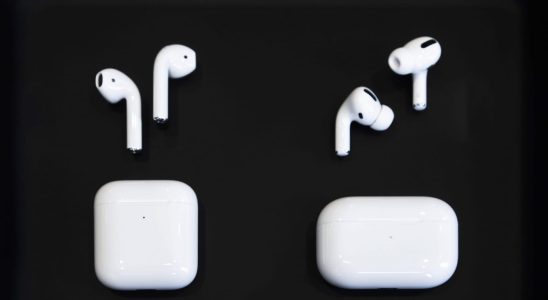 1700286001 Lets go AirPods Pro AirPods 3 and 2 Todays