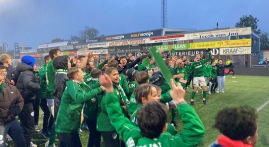 Amateur football Bunschoten derby undecided Spakenburg has period title up