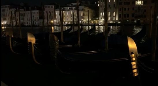 At night – Venice