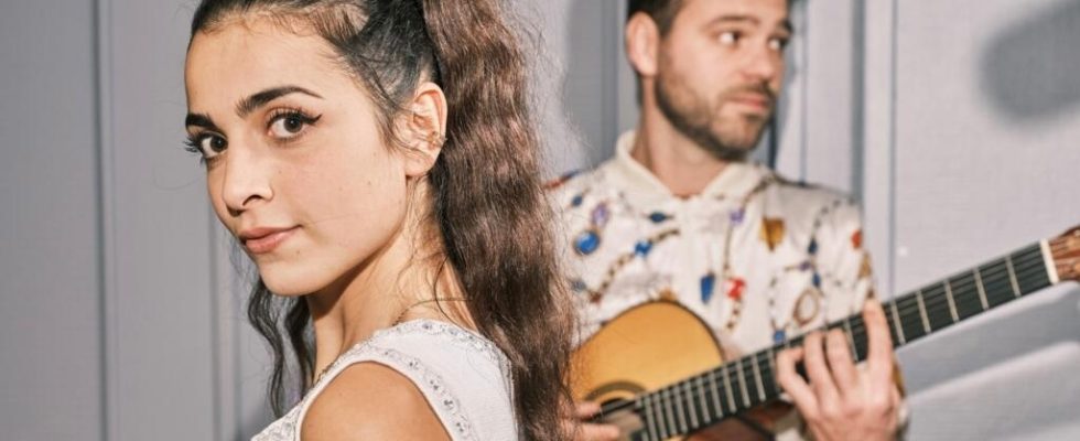 Between traditional Balkan music and maloya the duo Ladaniva releases