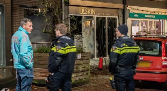 Explosion at a beauty salon in Woerden police are investigating