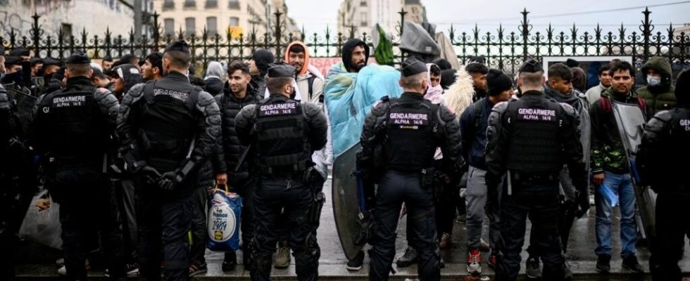 France a report denounces the explosion of police violence against