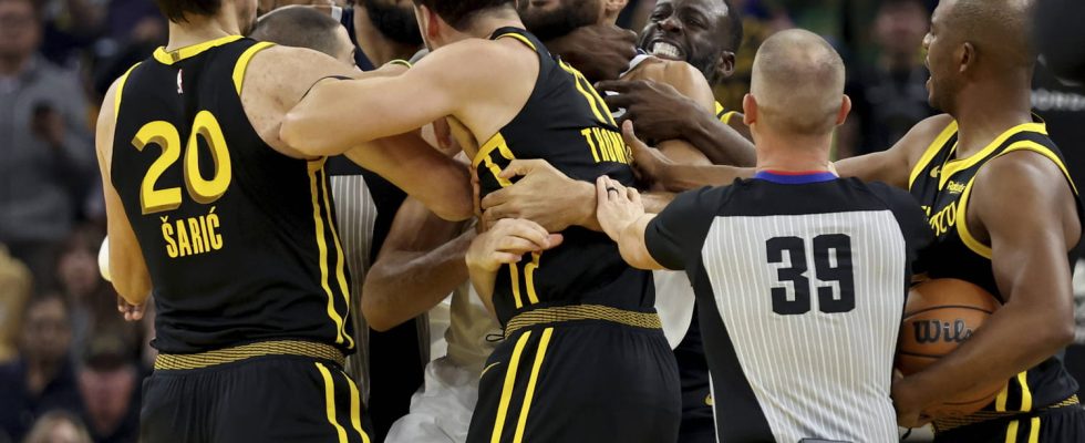 NBA Gobert strangled the Spurs and Wembanyama humiliated Images