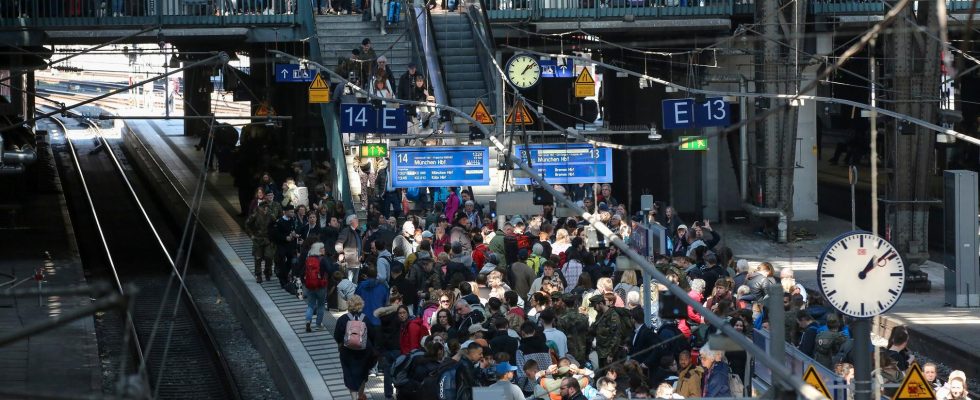 Strike called for German state railways