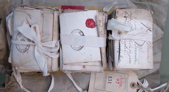 The love letters lay unopened for over 260 years