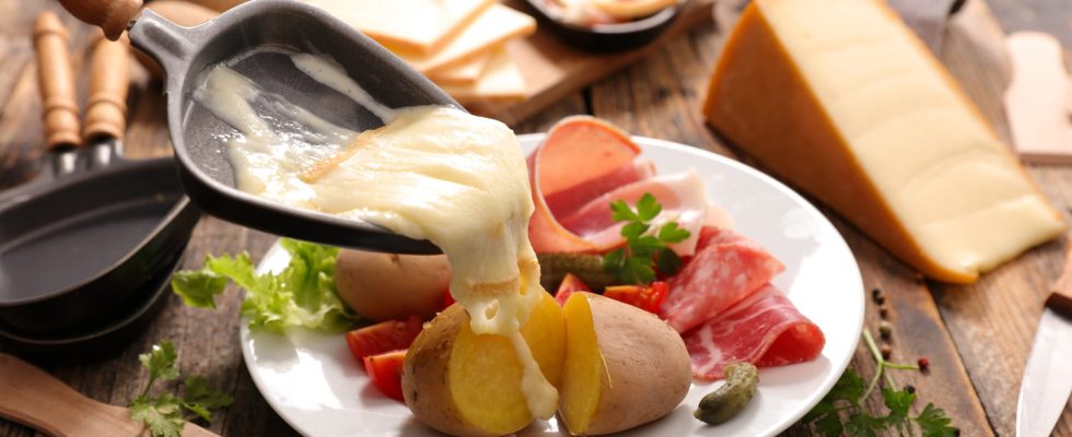 Too many people make this mistake when eating raclette