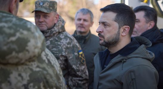 between Zelensky and Zalouzhny the specter of a budding rivalry