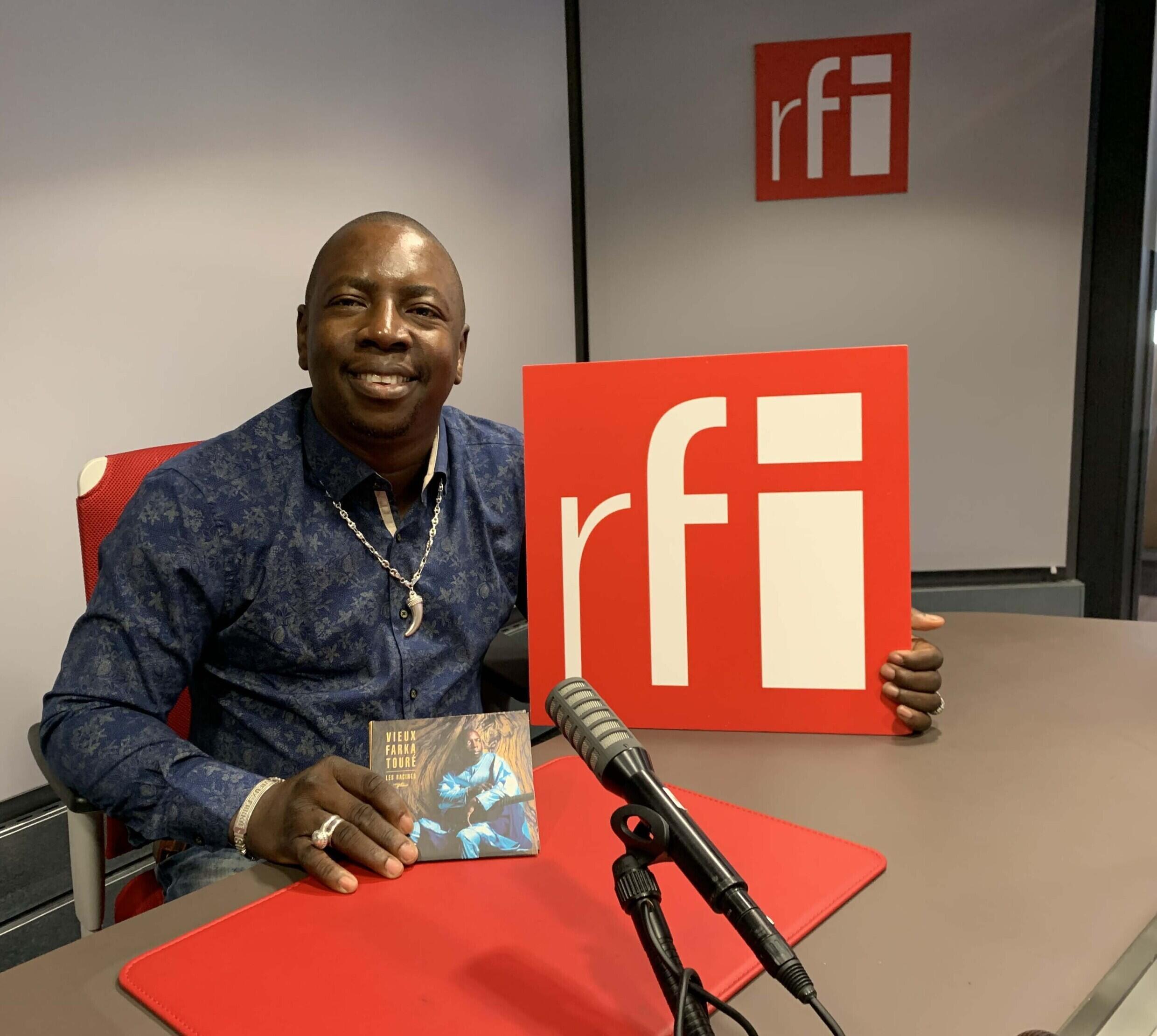 Old Farka Touré at RFI.