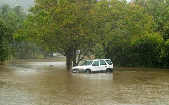 Flood alert in Australia Thousands of people were warned Move