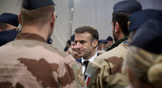 In Jordan Macron discusses Gaza and Ukraine and moves away