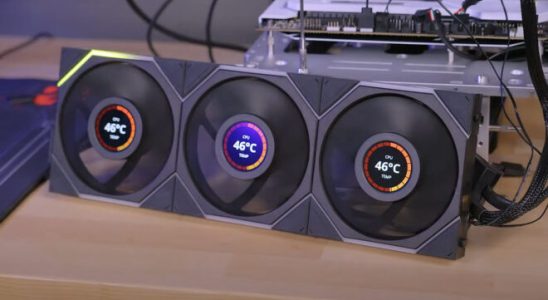 Lian Li introduced a case fan with an LCD screen