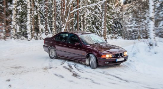 Rear wheel drive better than front wheel drive in winter