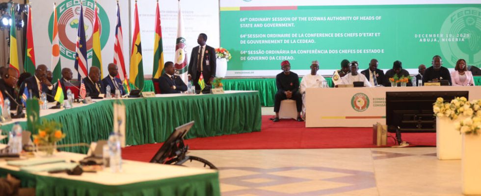 The low profile of ECOWAS on Mali analysis and political