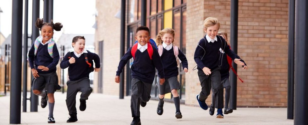 Uniform at school discover the cities concerned from the next