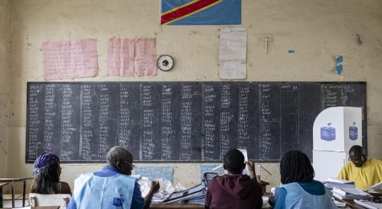 numerous reactions from the Congolese political class as the vote