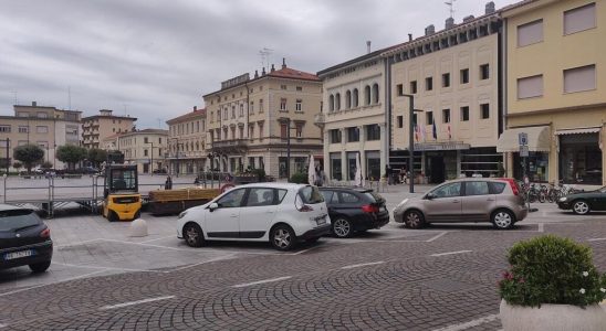 thousands of people demonstrate against the anti Islam mayor of Monfalcone